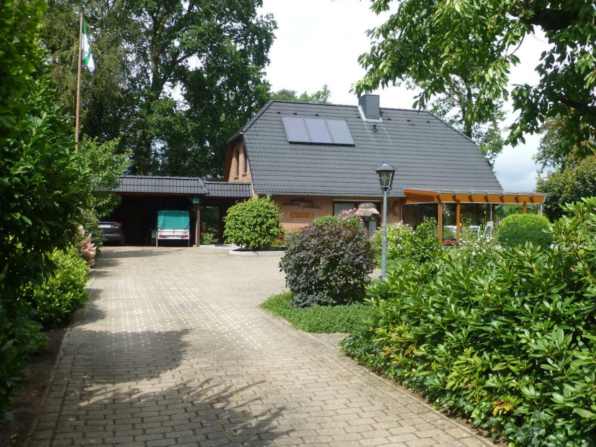 Casa Osterberg - - - - Hamburg - Lueneburg Stelle